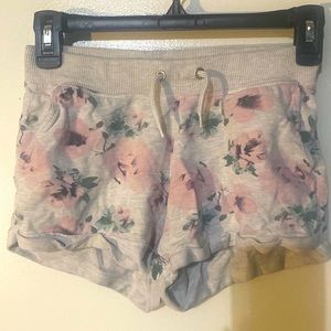 H&M brand floral comfy shorts with elastic and drawstring waist sz 10/11